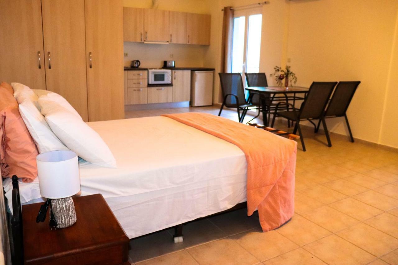 Orizontas Studios & Apartments Свороната Экстерьер фото